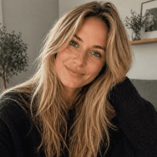 Tereza Marková — recenzentka online casin a slotů s 20+ lety praxe v herní žurnalistice